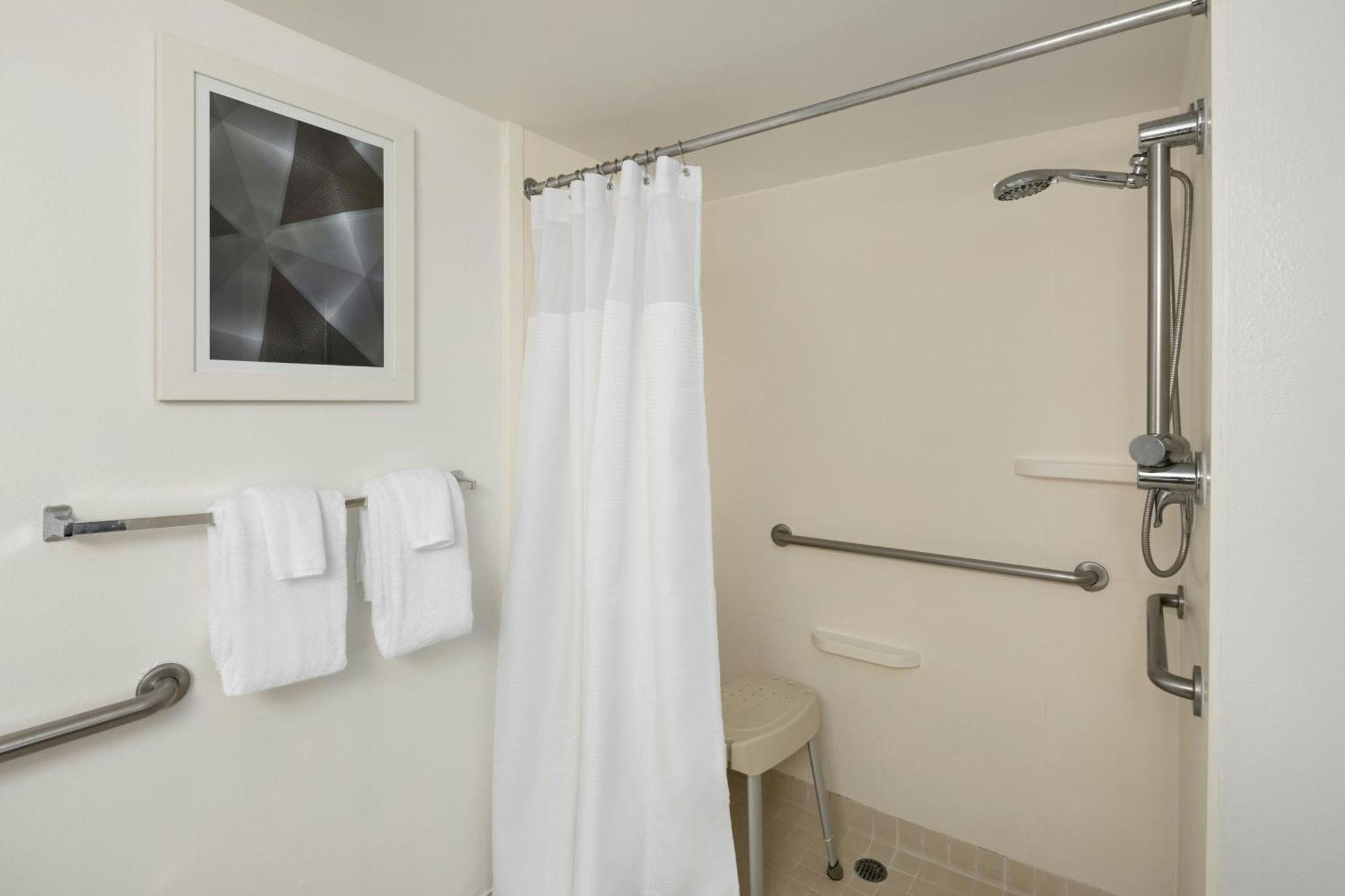 Towneplace Suites By Marriott Seattle Southcenter Кент Екстериор снимка